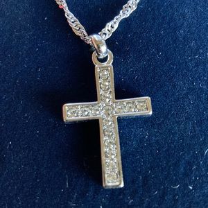 Montana Silversmith’s Cross Necklace